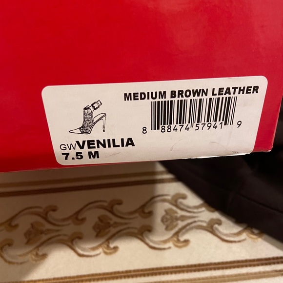 GUESS Womens Gw VENILIA Leather Pointed Toe Platform Boots, Brown - Picture 6 of 7